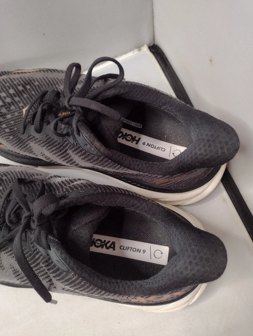 Hoka Clifton 9 Mens  Black Running Shoes Sneakers Size 9D Gray Trail FF